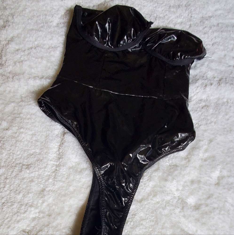Bodysuit - Picture 2 of 10